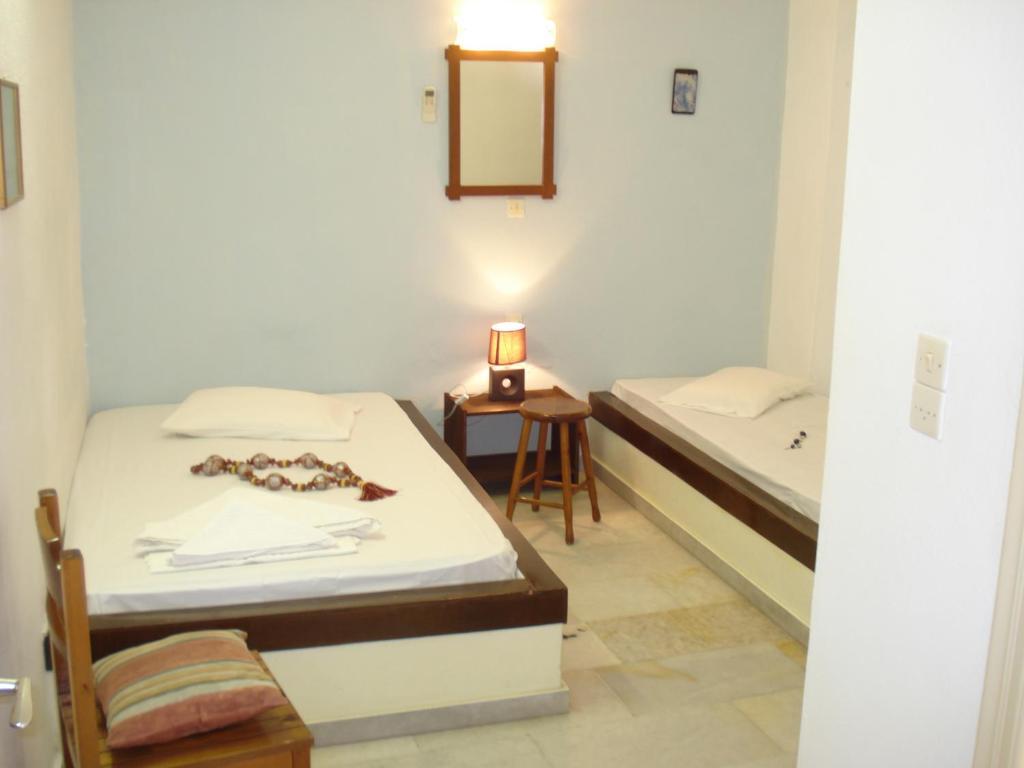 Pension Lagoudera Naxos City Δωμάτιο φωτογραφία