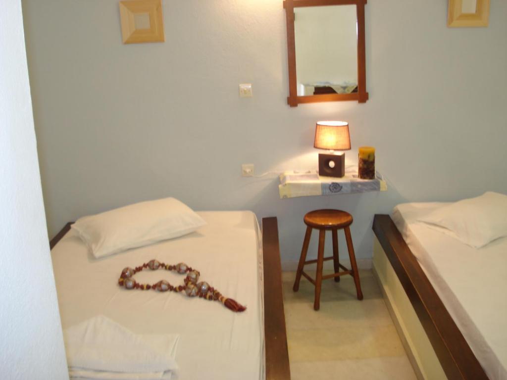 Pension Lagoudera Naxos City Δωμάτιο φωτογραφία
